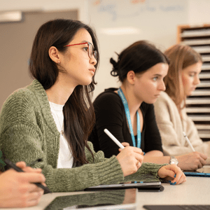 Extended A-level Programme | Sixth Form | d'Overbroeck's Oxford - A-Level Preparation Course