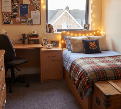 St Philip's House - Feature Cards Pattern